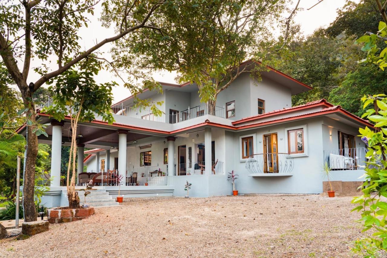Villa Lermitage Farms à Kashid Extérieur photo